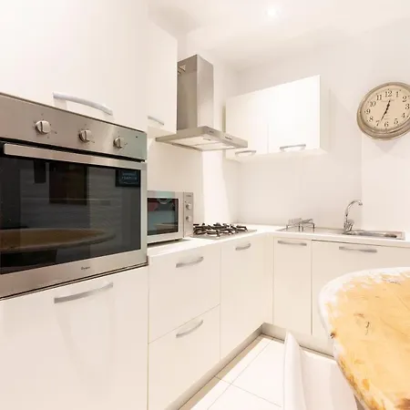 Cosy Spacious 1br Apt With Large Private Terrace By 360 Estates Pietà